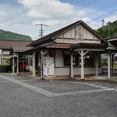 飛騨金山駅