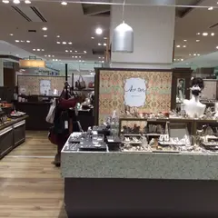 アネモネ アミュプラザ長崎店