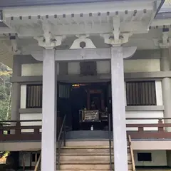 三面殿