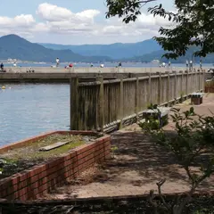 足保港