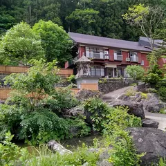 屋敷温泉 秀清館