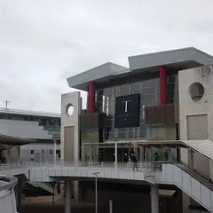 トヨタレンタリースＴギャラリア沖縄店
