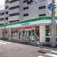ファミリーマート 目白南店