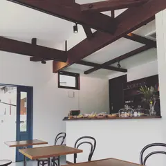 1chome coffee and bread