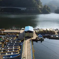相模湖ボート乗り場駐車場