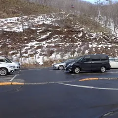 のぼりべつクマ牧場駐車場