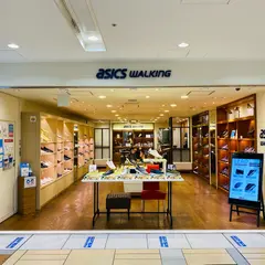 アシックスウォーキング 八重洲地下街