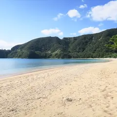 嘉鉄ビーチ