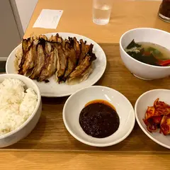 ぎょうざの店ひょうたん さんプラザ店