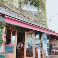 〒231-0801 神奈川県横浜市中区新山下１丁目２