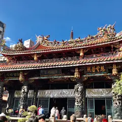 龍山寺（Longshan Temple）