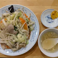 ぎょうざの満洲 東明館