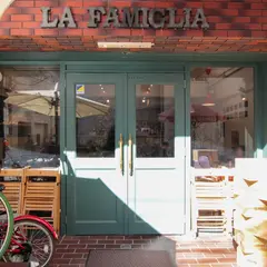 ラ ファミリア