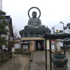 高岡大仏観光駐車場