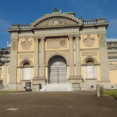 奈良国立博物館