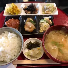 和彩まゆう