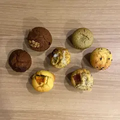 オヤツヤイス OYATUYA.ISU LUCUA1100店