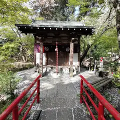 銭洗弁財天