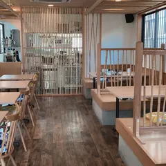 Cafe Dining Sera