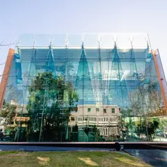 サリー・ヒルズ図書館