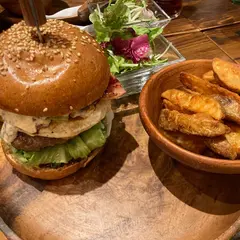 GOOD DAY BURGER