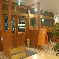 トレピア