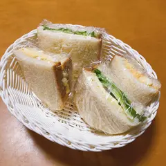 おひげのぱんやさん