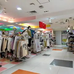 WEGO 近鉄パッセ店