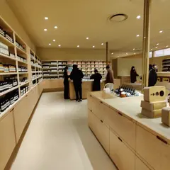 イソップ LUCUA1100店