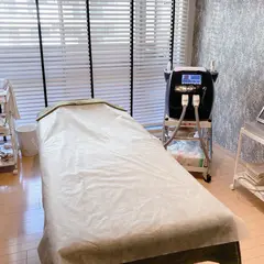 Beauty Salon LINOAH