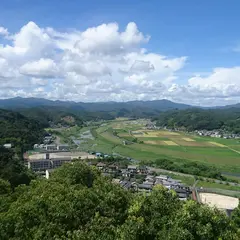 中村