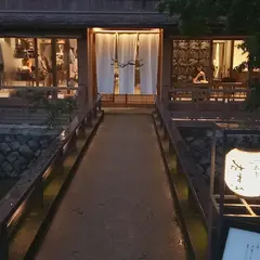 祇園花見小路通