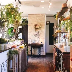 GARDEN SHOP LEAF HOUSE