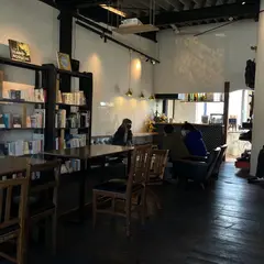 三俣山荘図書室