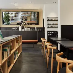 ＫＡＲＡＥ ＴＡＢＬＥ