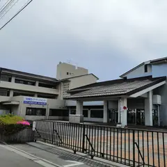 養護老人ホーム亀鶴園