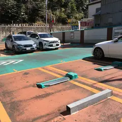 ショウワパークフランス山 駐車場