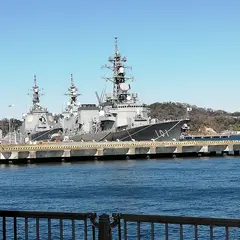 横須賀港