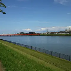 浦山
