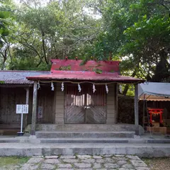 世持神社