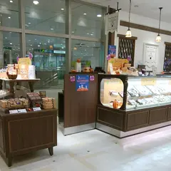 LES PATISSERIES LA MAREE DE CHAYA ラスカ茅ヶ崎店