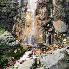称明滝