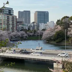 〒101-0054 東京都千代田区神田錦町３丁目
