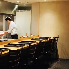 而今 平たて（じこん ひらたて）