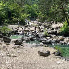 西の河原公園 源泉足湯