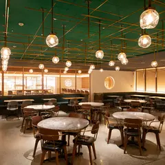 ERUTAN RESTRANT/BAR ／ GOOD NATURE STATION