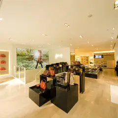 FURLA 銀座店