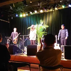 ラパン・エ・アロ