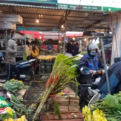 Quảng An Flower Market