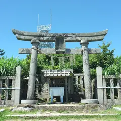 弥彦神社御神廟